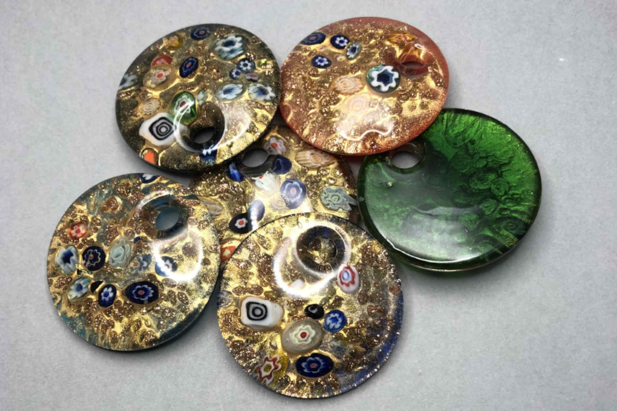 ‘Klimt’ Glass Pendant, approx 4.5cm, 7mm hole
