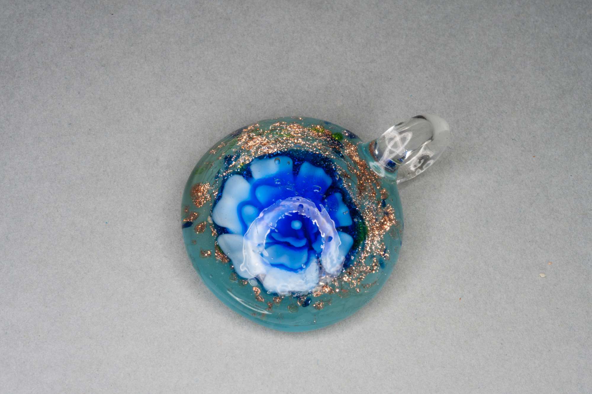 Round Glass Pendant, approx. 4.5×3.5cm