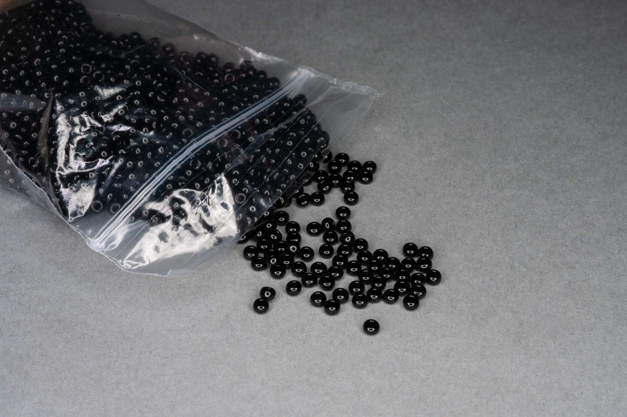 Black Seed Rocaille Glass Beads, 30g