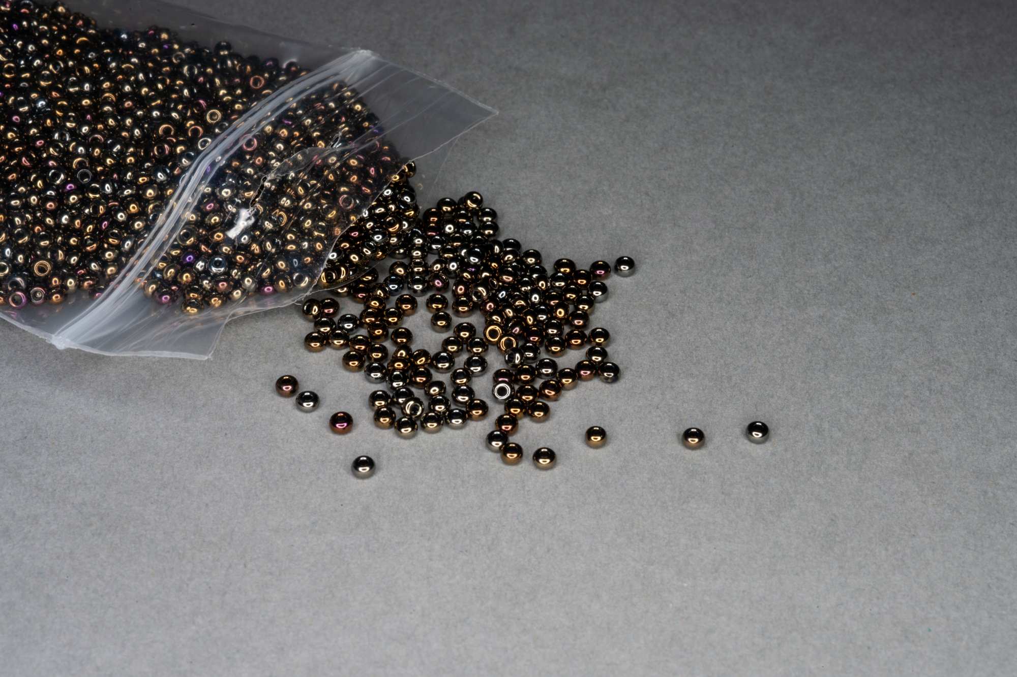 Oily Bronze Seed Rocaille Glass Beads, 30g