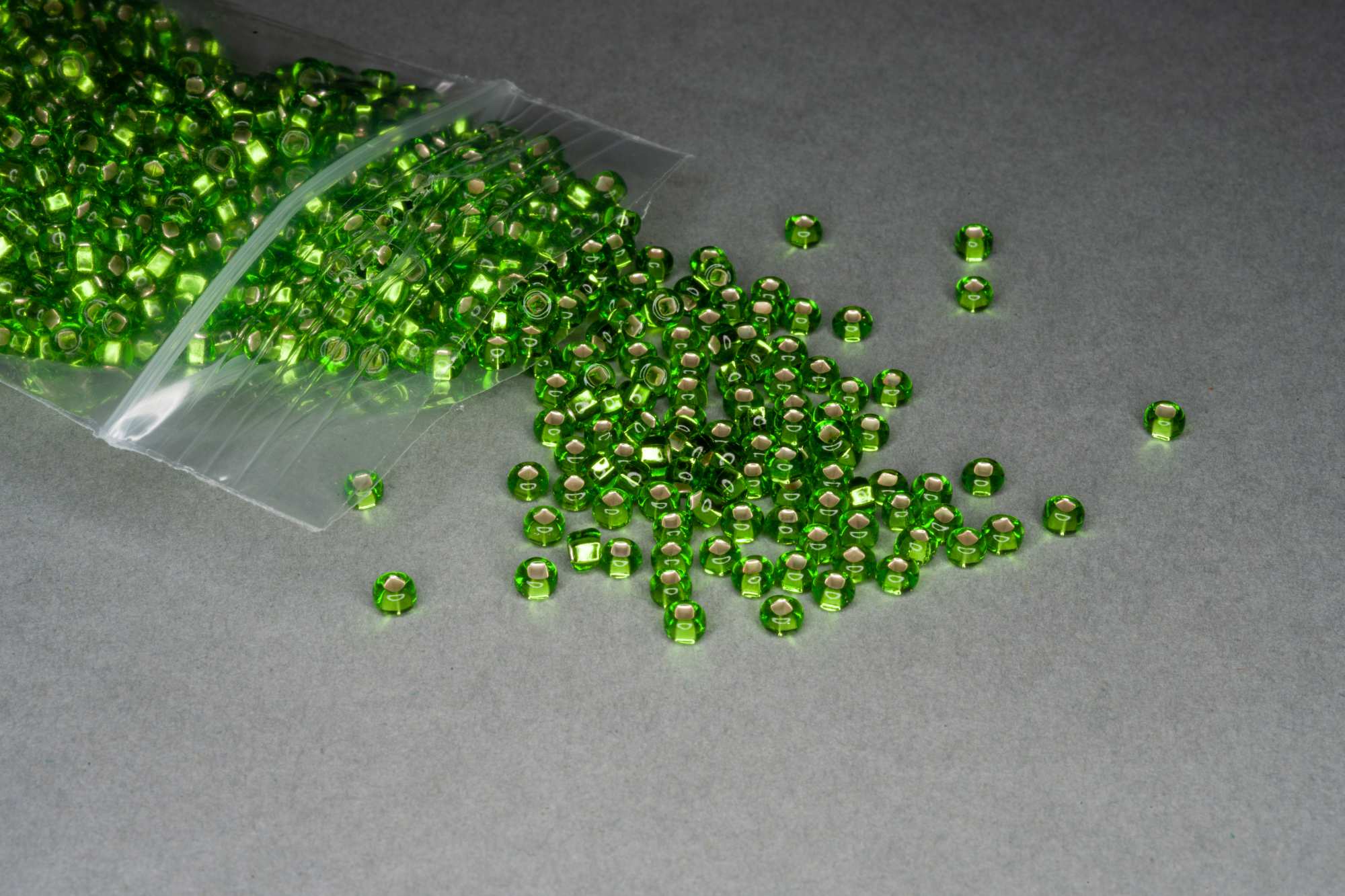 Silver Lined Lime Seed Rocaille Glass Beads, 30g
