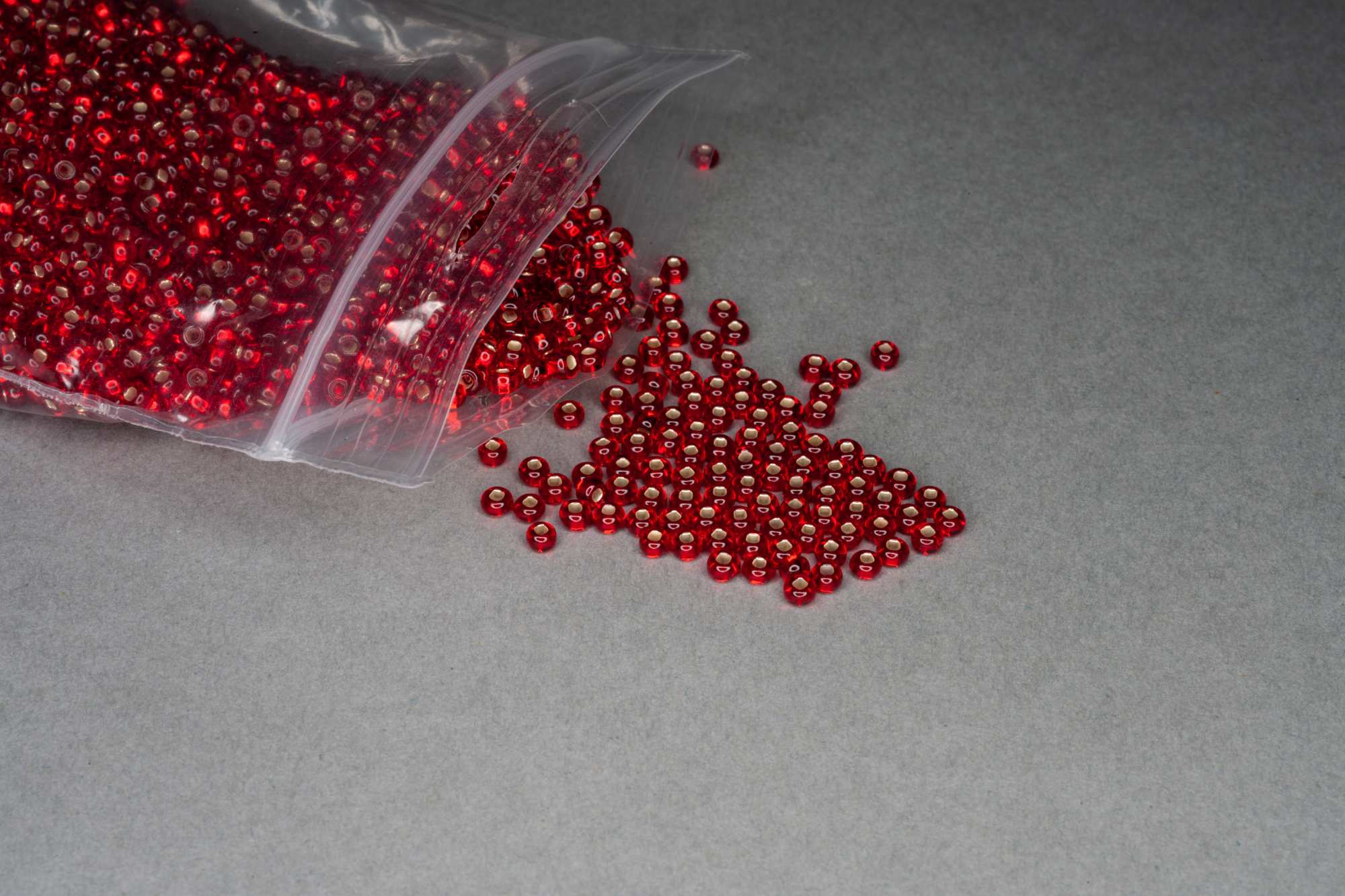 Silver Lined Red Seed Rocaille Glass Beads, 30g