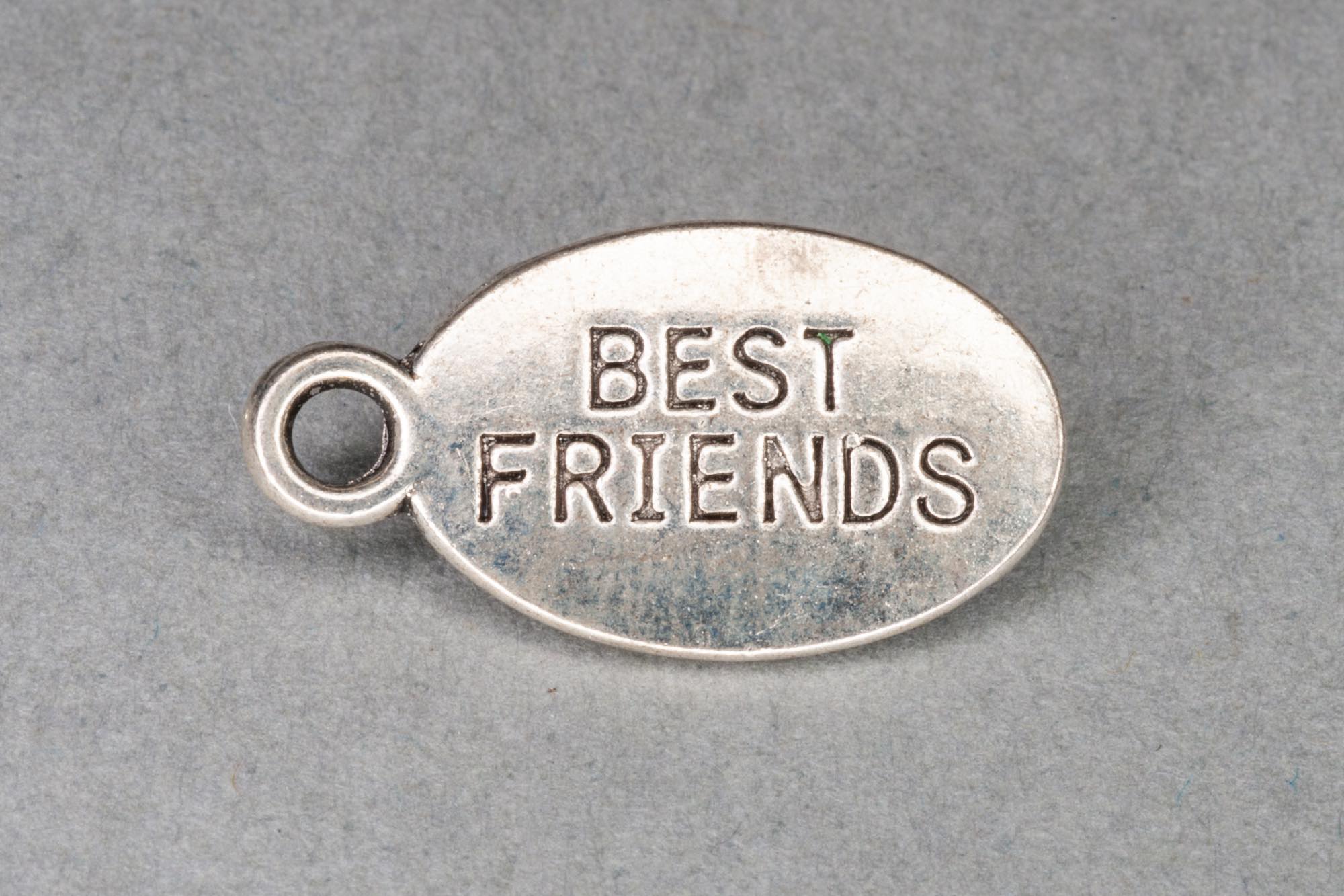 Silver ‘Best Friends’ Charm 18x10mm