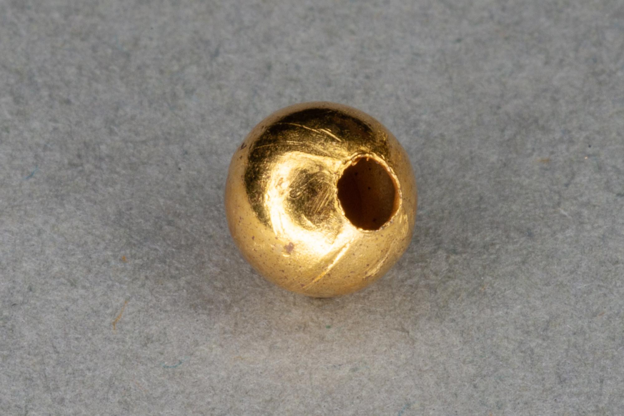 Bright Gold Plated Round Beads 8mm/2mm hole