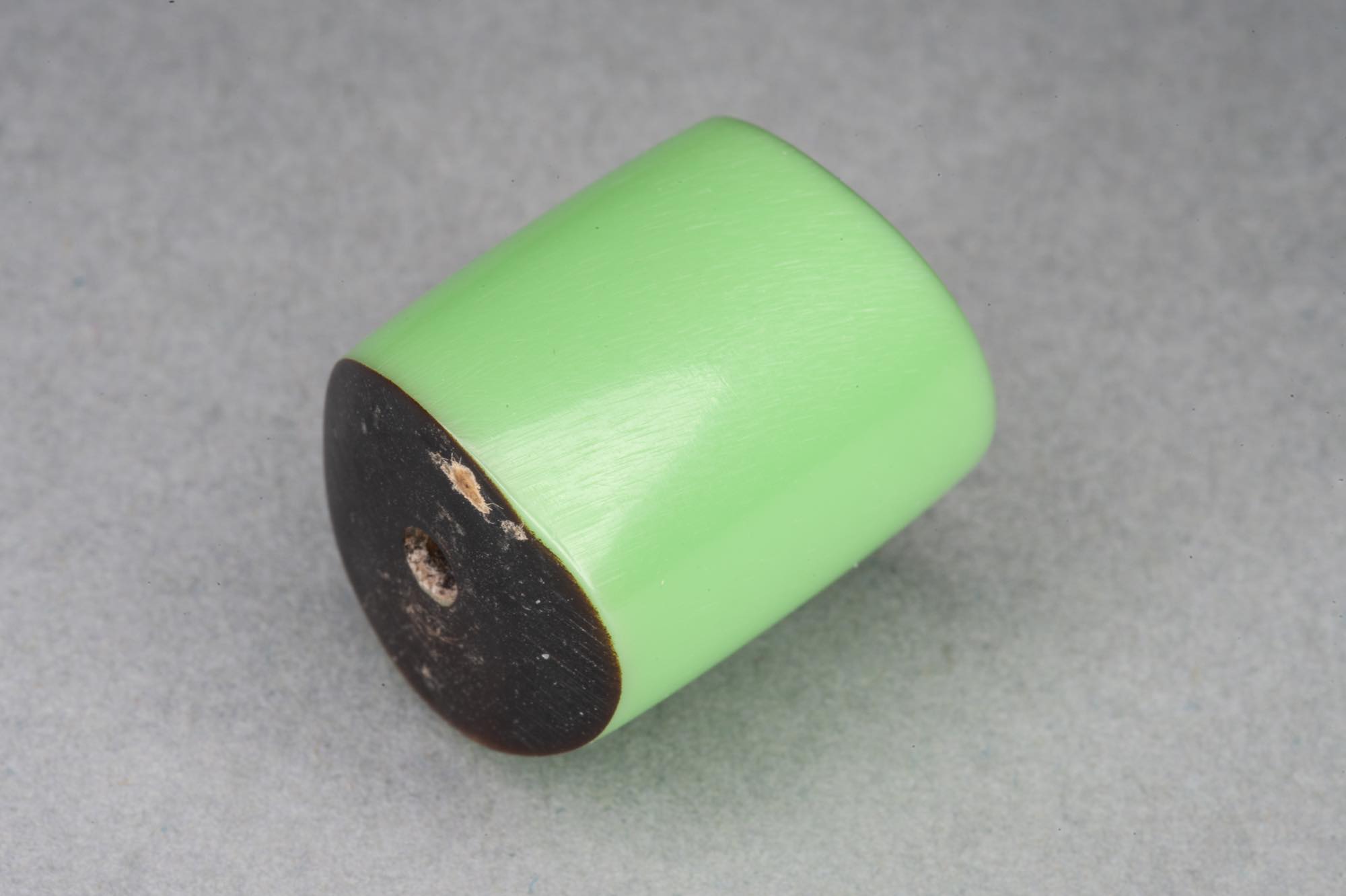 Green Barrel Resin Bead With Wavy Ends, 19x17mm, 2mm hole