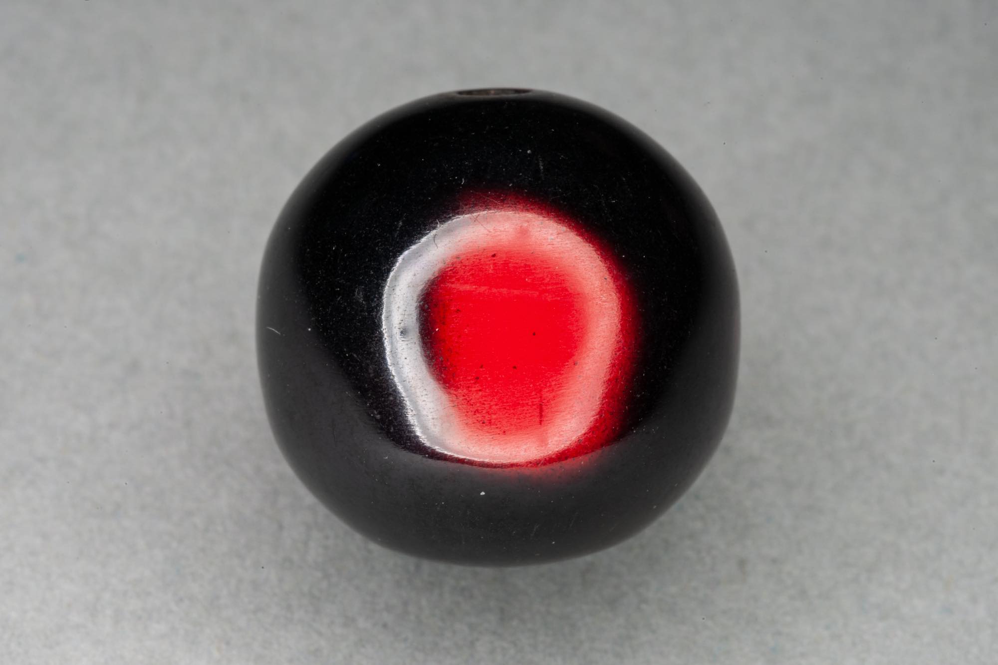 Red Spot 19mm Round Resin Bead 2mm hole