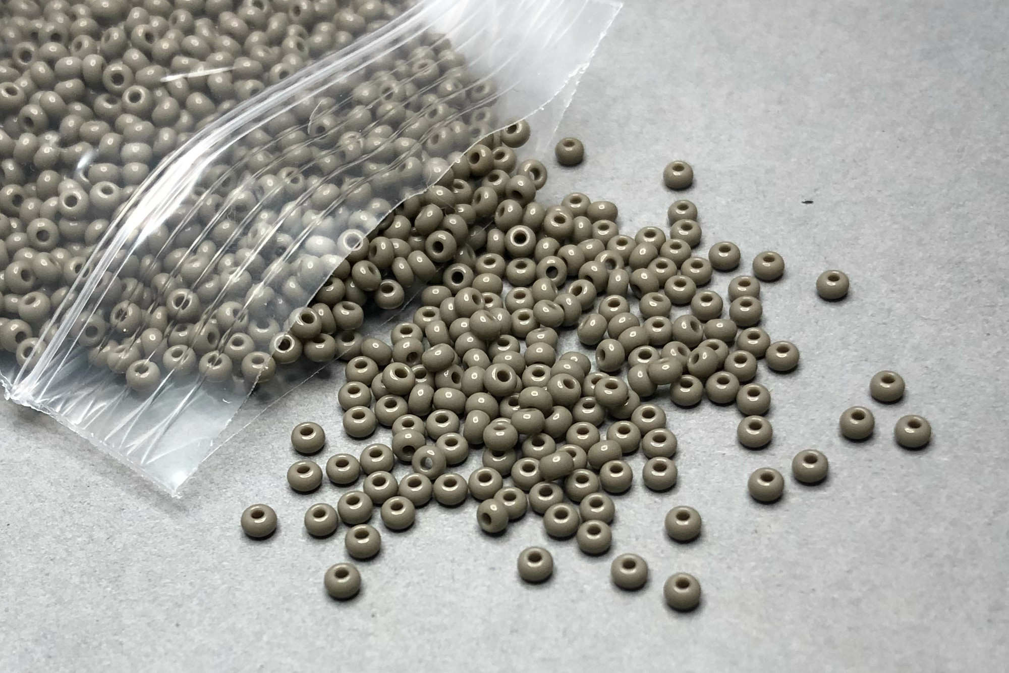 Opaque Grey Seed Rocaille Glass Beads, 30g